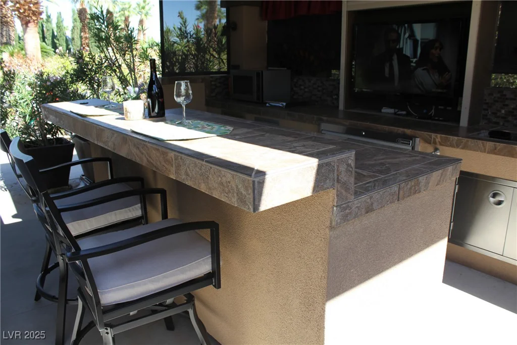 8175 Arville, Las Vegas, NV 89139