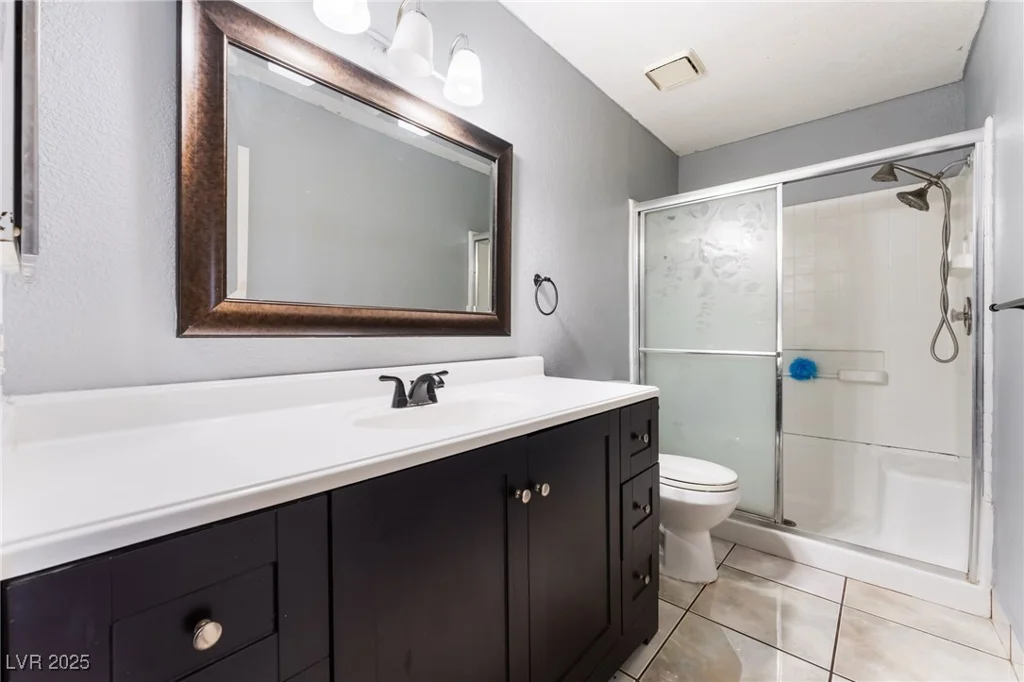 3647 Elegant Saint, Las Vegas, NV 89115