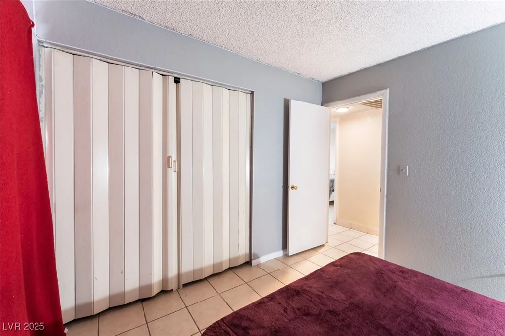 3647 Elegant Saint, Las Vegas, NV 89115