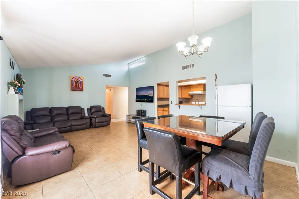 3647 Elegant Saint, Las Vegas, NV 89115