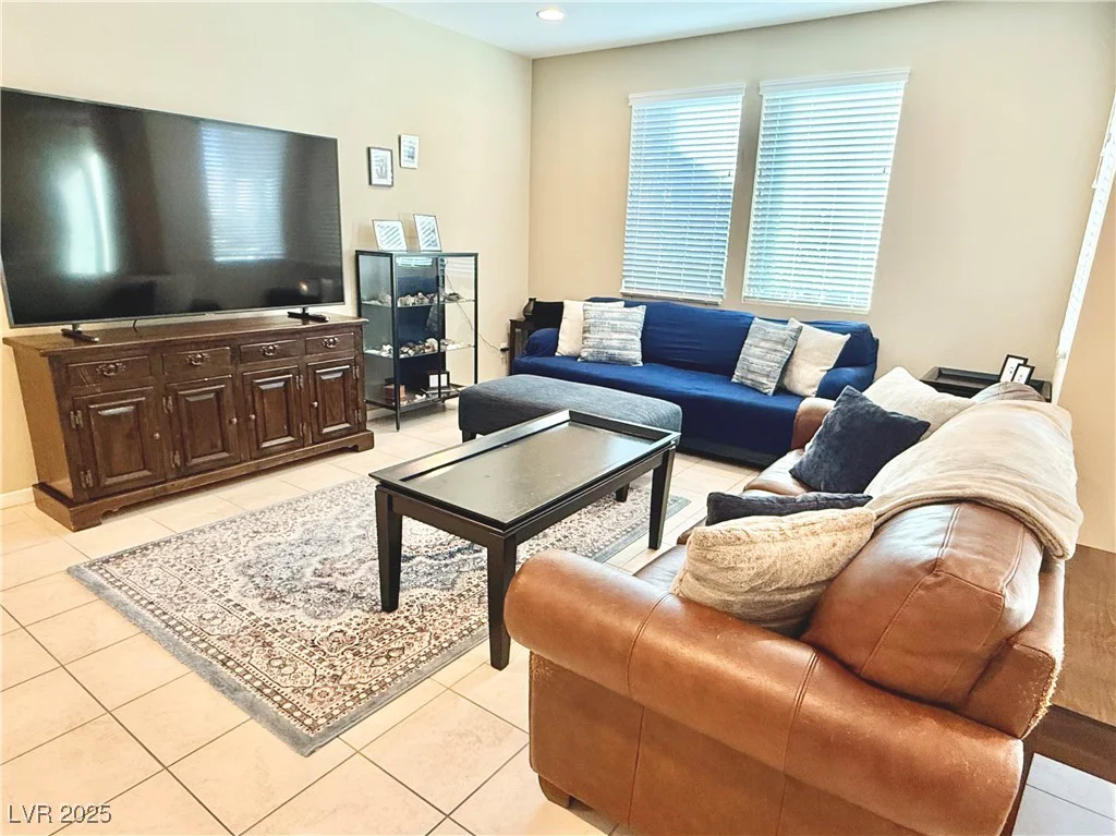 11250 Hidden Peak, Las Vegas, NV 89135