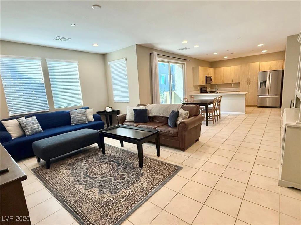 11250 Hidden Peak, Las Vegas, NV 89135