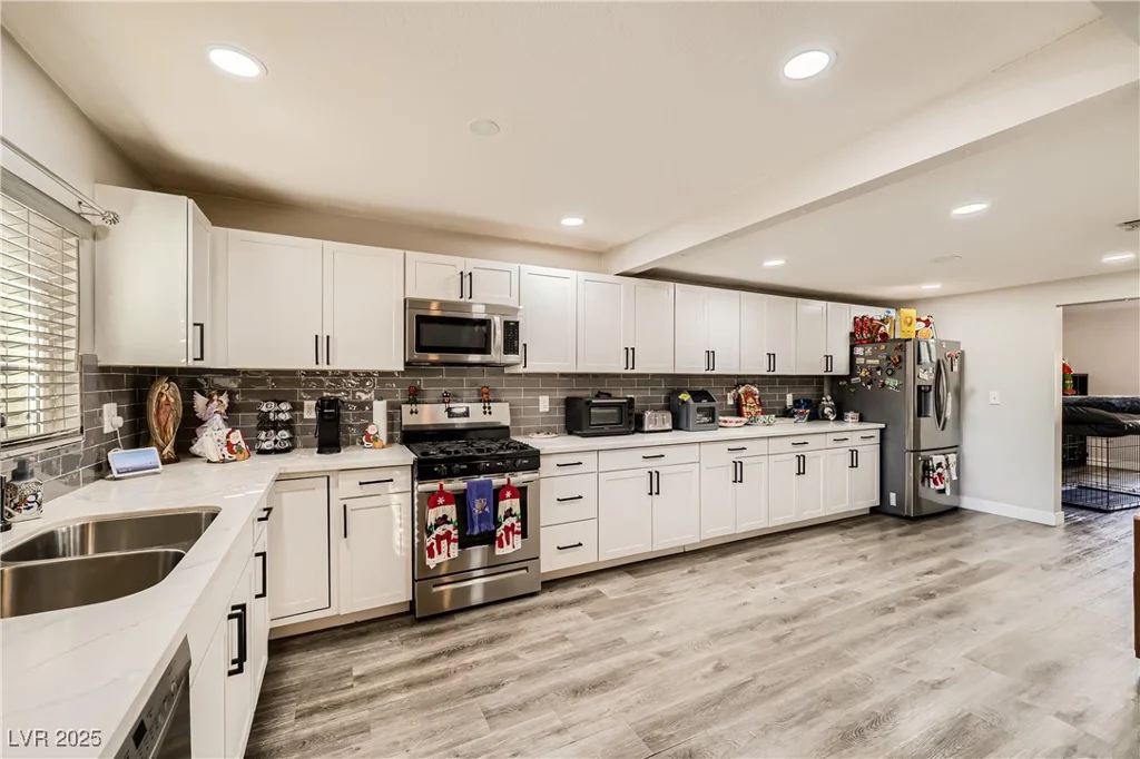 2504 Balintore, Henderson, NV 89014
