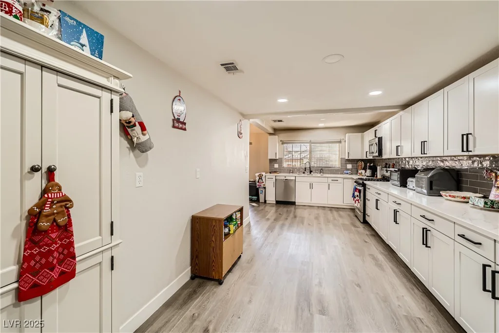 2504 Balintore, Henderson, NV 89014