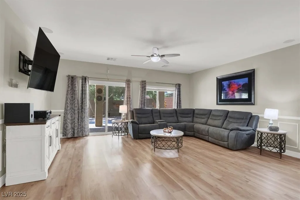 1405 Fantastic, North Las Vegas, NV 89081