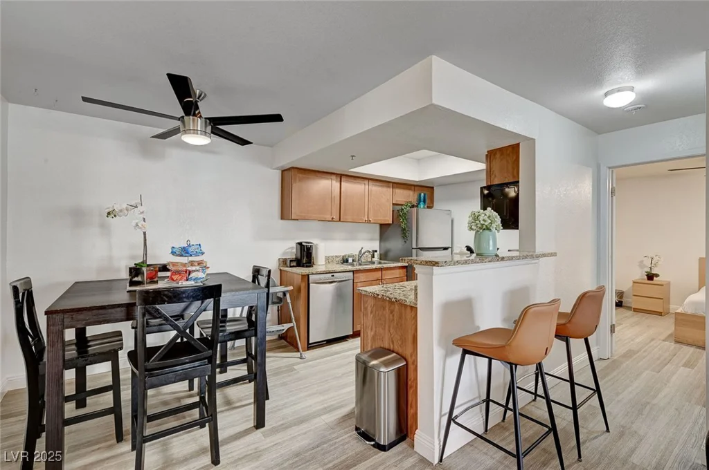 4200 Valley View, Las Vegas, NV 89103