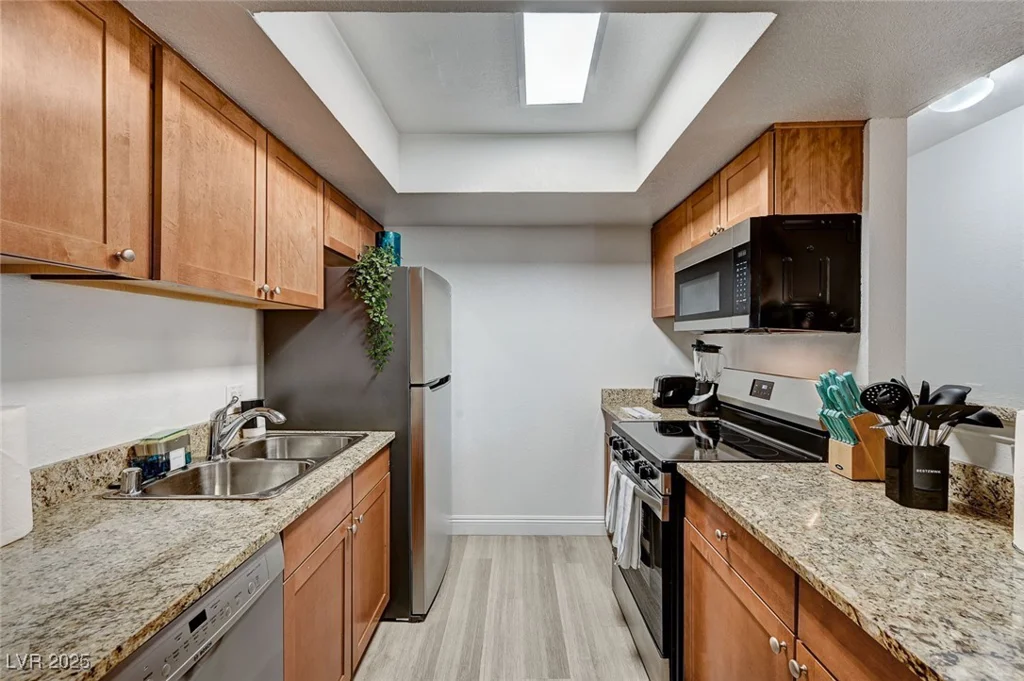 4200 Valley View, Las Vegas, NV 89103