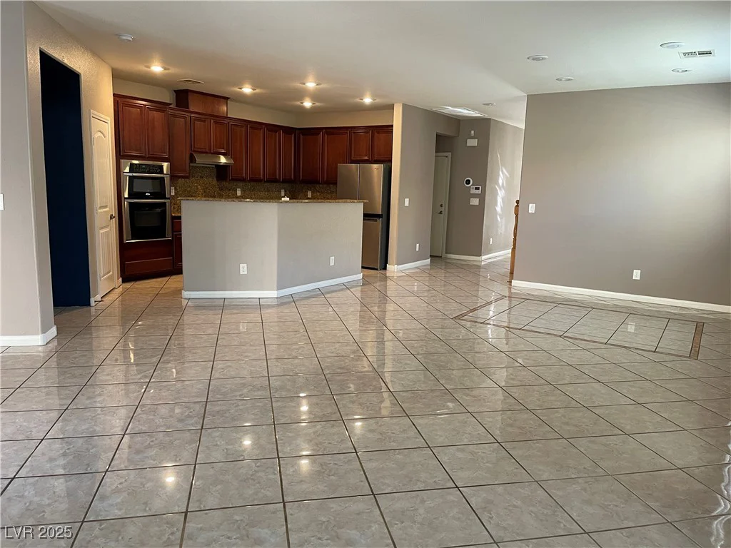 9072 Sendero, Las Vegas, NV 89178