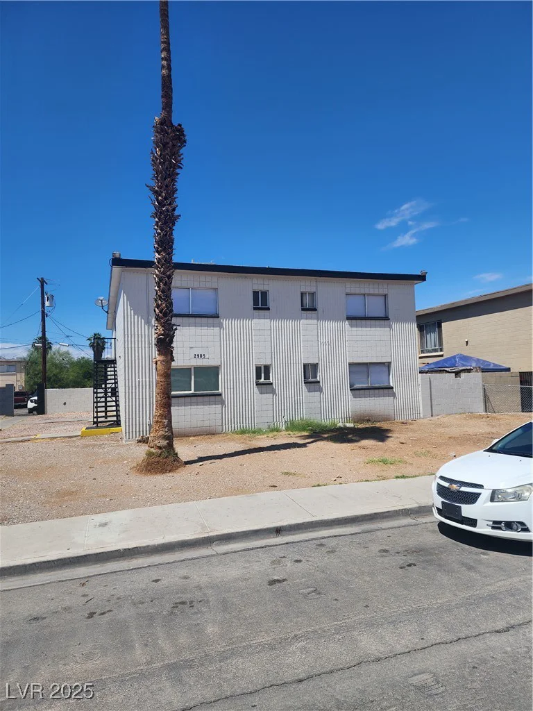 2905 Elm, Las Vegas, NV 89101