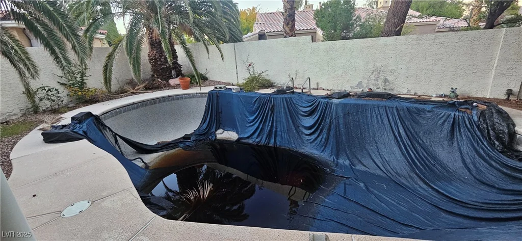 9512 Valley Hills, Las Vegas, NV 89134