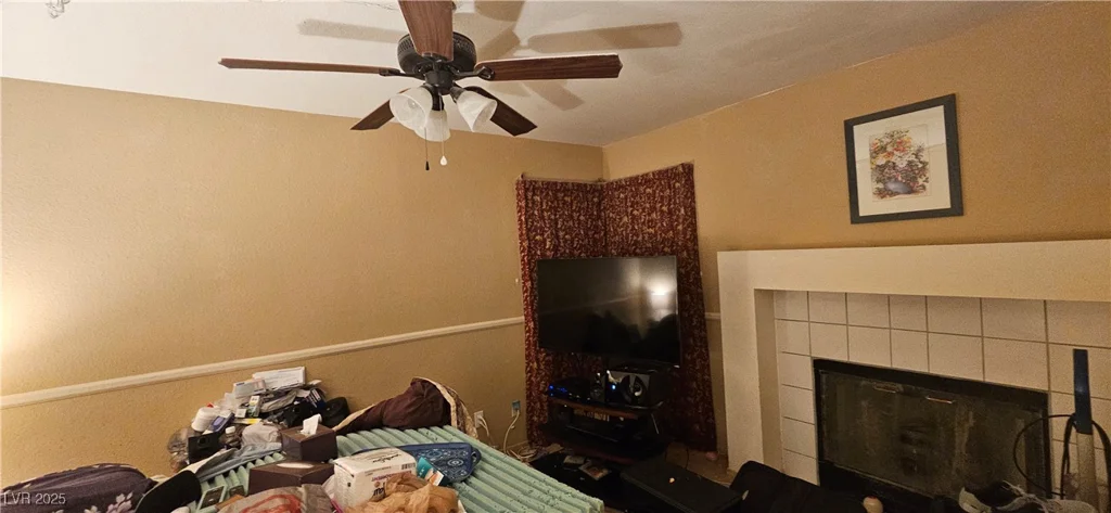 9512 Valley Hills, Las Vegas, NV 89134