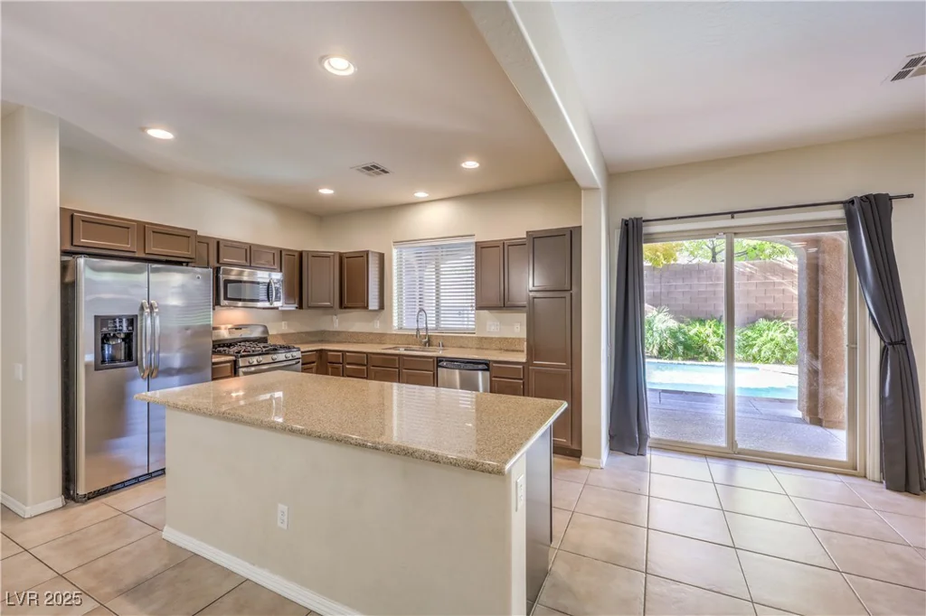 10179 Lucca Bluff, Las Vegas, NV 89178