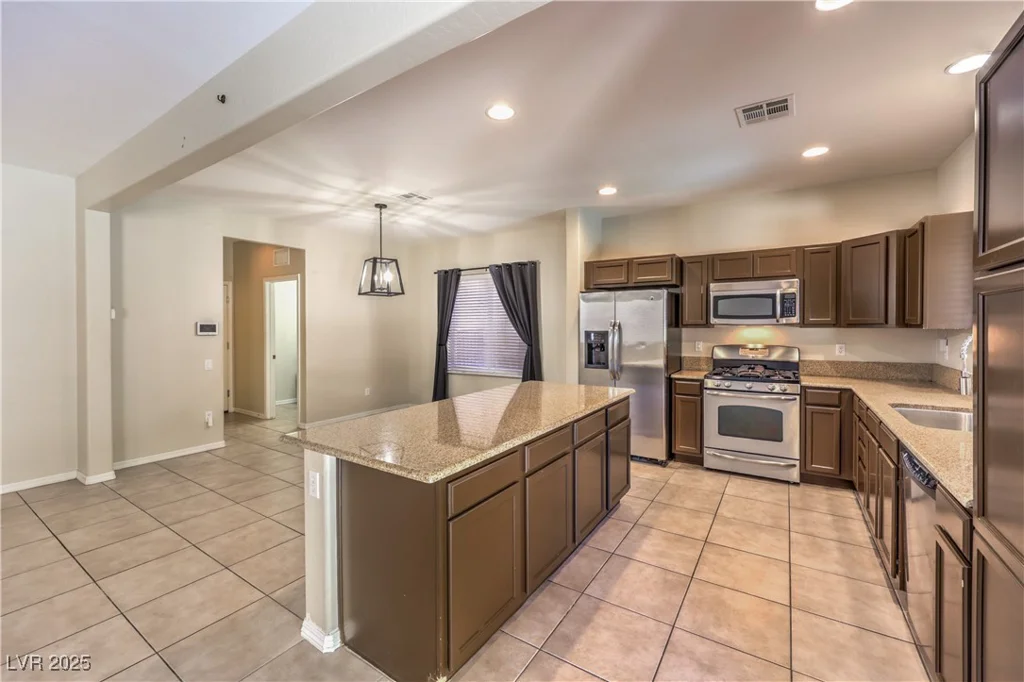 10179 Lucca Bluff, Las Vegas, NV 89178