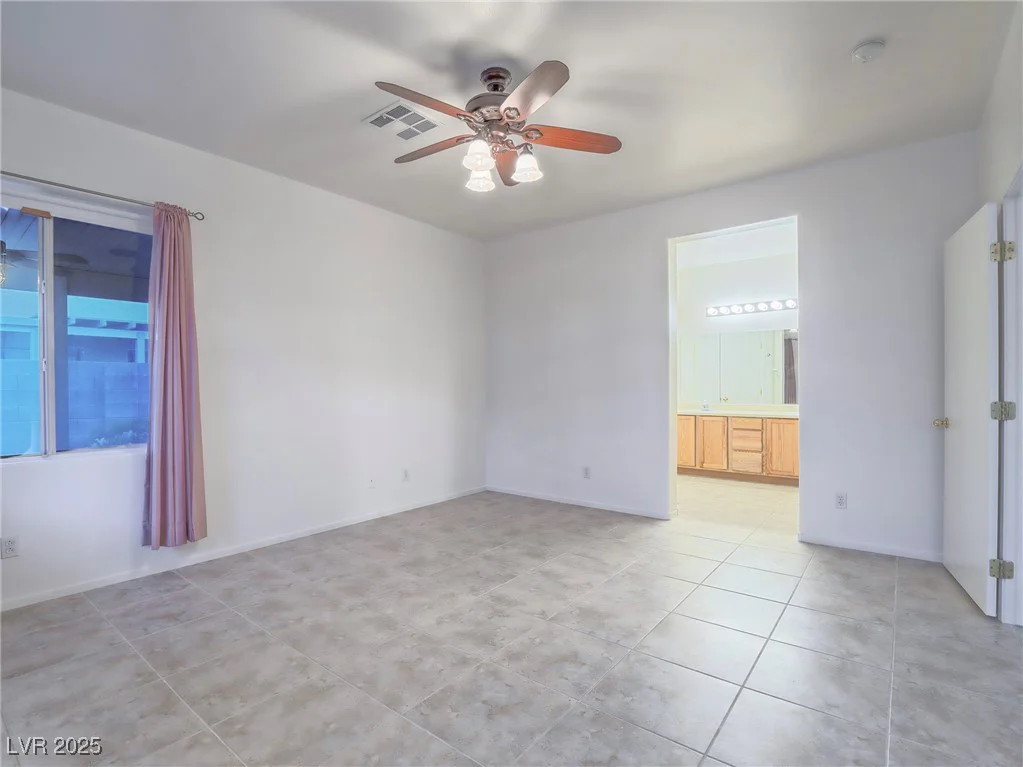 10517 Morning Drop, Las Vegas, NV 89129