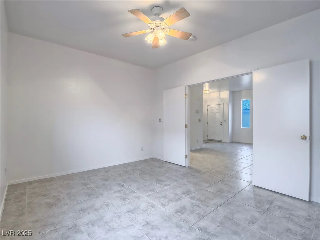 10517 Morning Drop, Las Vegas, NV 89129