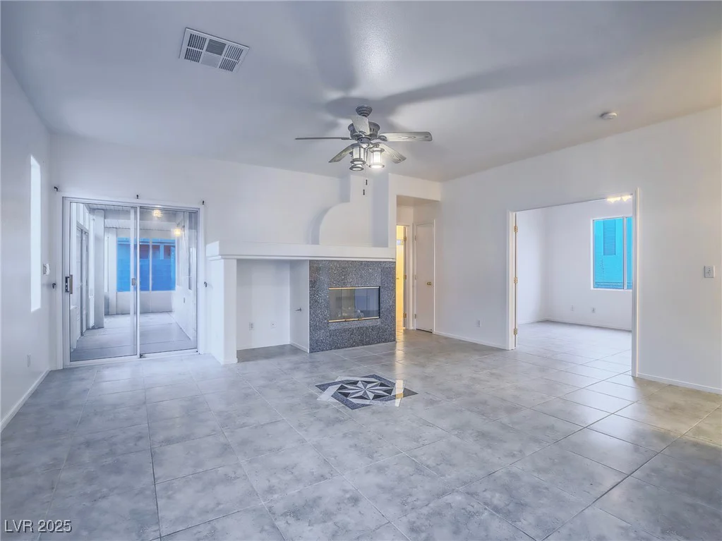 10517 Morning Drop, Las Vegas, NV 89129