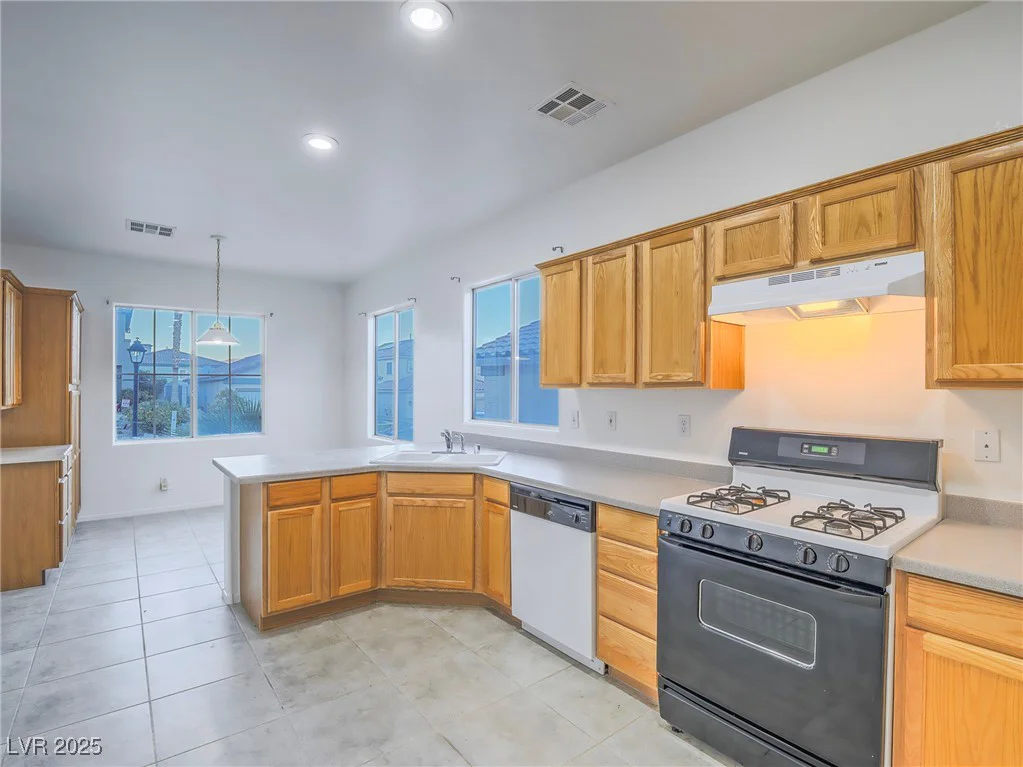 10517 Morning Drop, Las Vegas, NV 89129