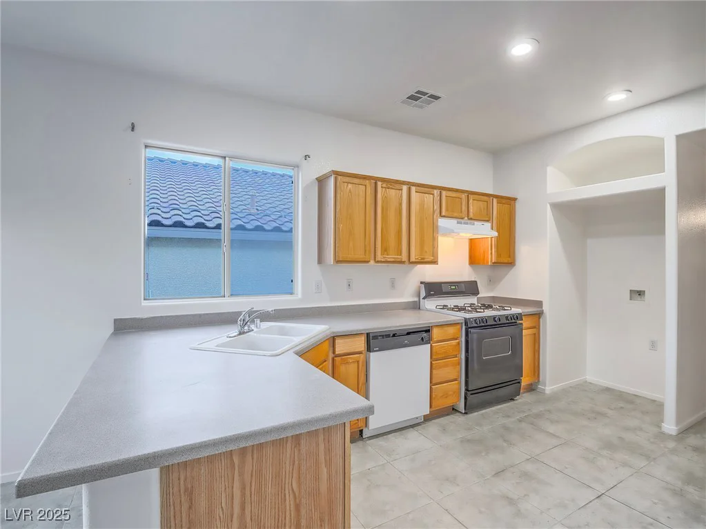 10517 Morning Drop, Las Vegas, NV 89129