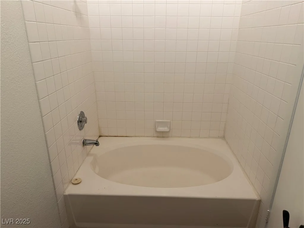 2110 Los Feliz, Las Vegas, NV 89156