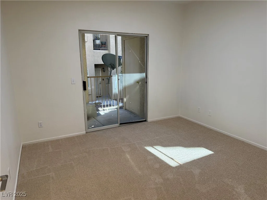 2110 Los Feliz, Las Vegas, NV 89156