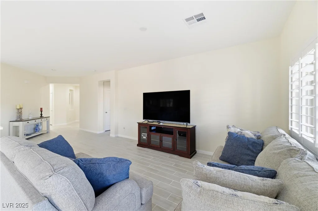 5730 La Campana, Pahrump, NV 89061