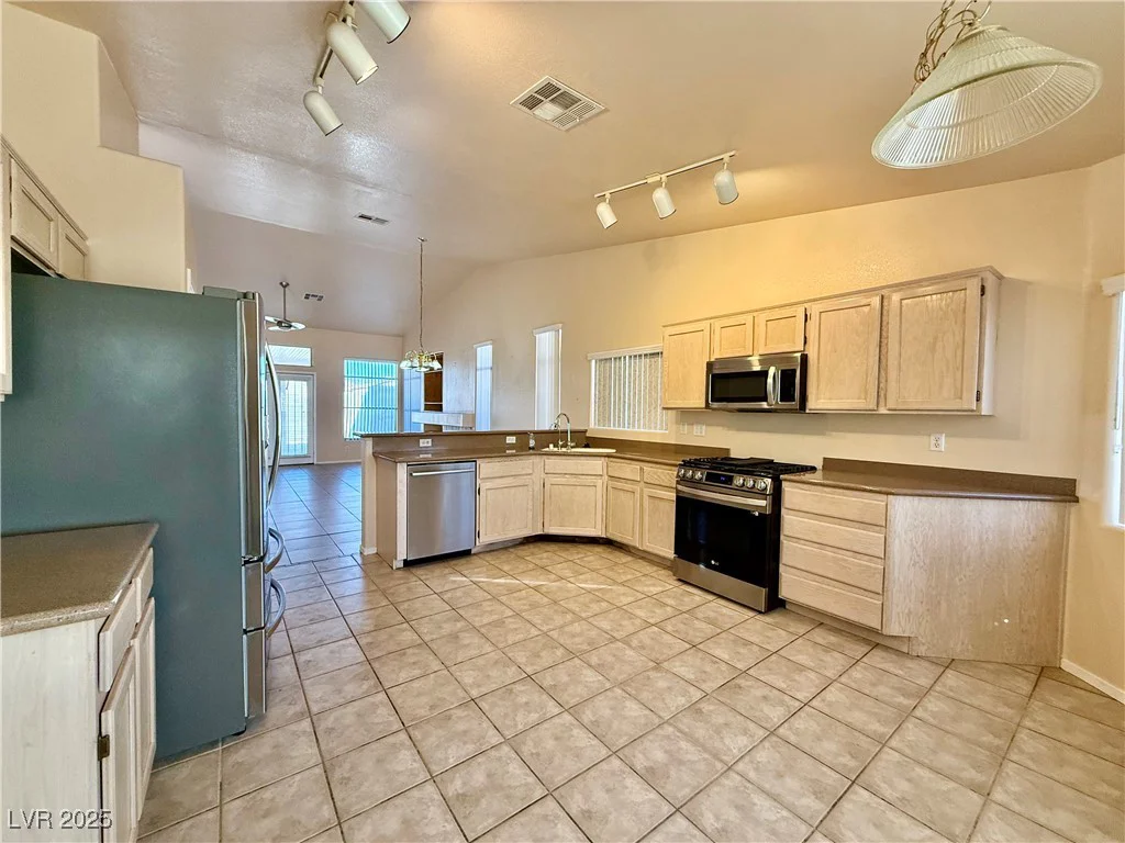 5613 Partridge Bluff, Las Vegas, NV 89130
