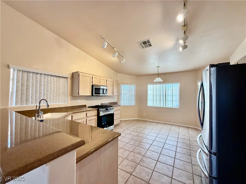 5613 Partridge Bluff, Las Vegas, NV 89130