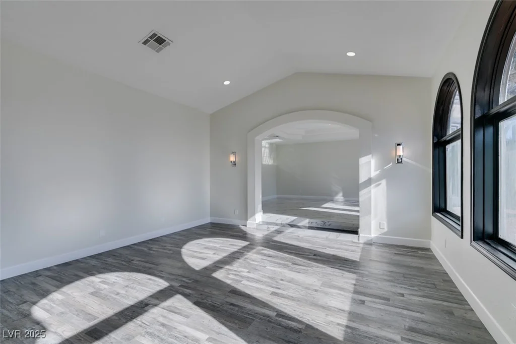 7040 OBANNON, Las Vegas, NV 89117