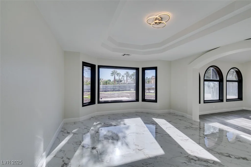 7040 OBANNON, Las Vegas, NV 89117
