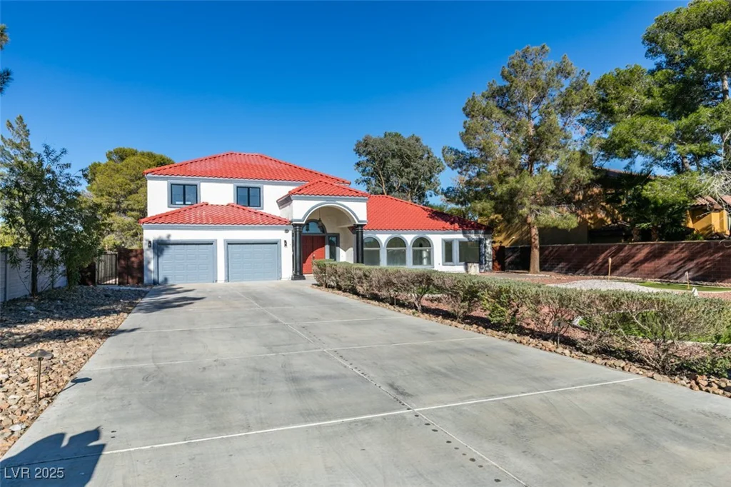 7040 OBANNON, Las Vegas, NV 89117