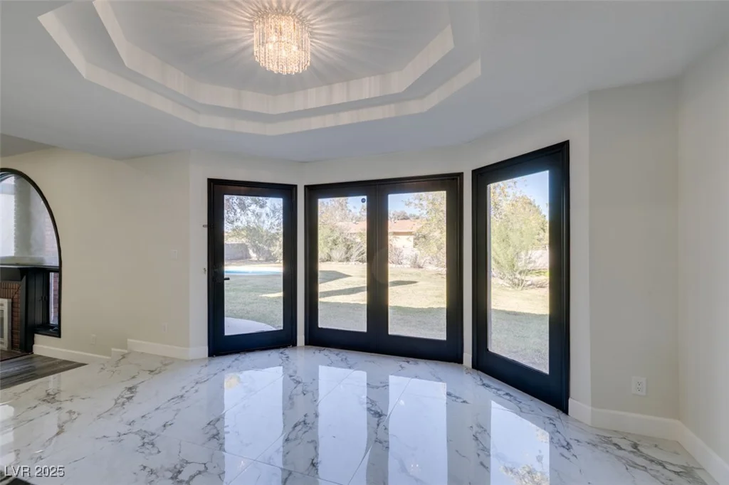 7040 OBANNON, Las Vegas, NV 89117