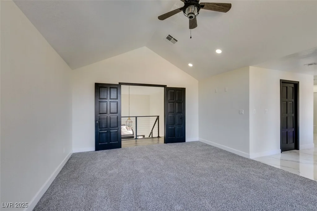 7040 OBANNON, Las Vegas, NV 89117