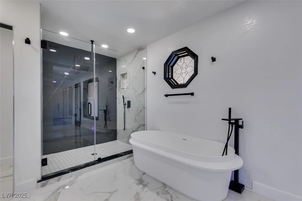 7040 OBANNON, Las Vegas, NV 89117