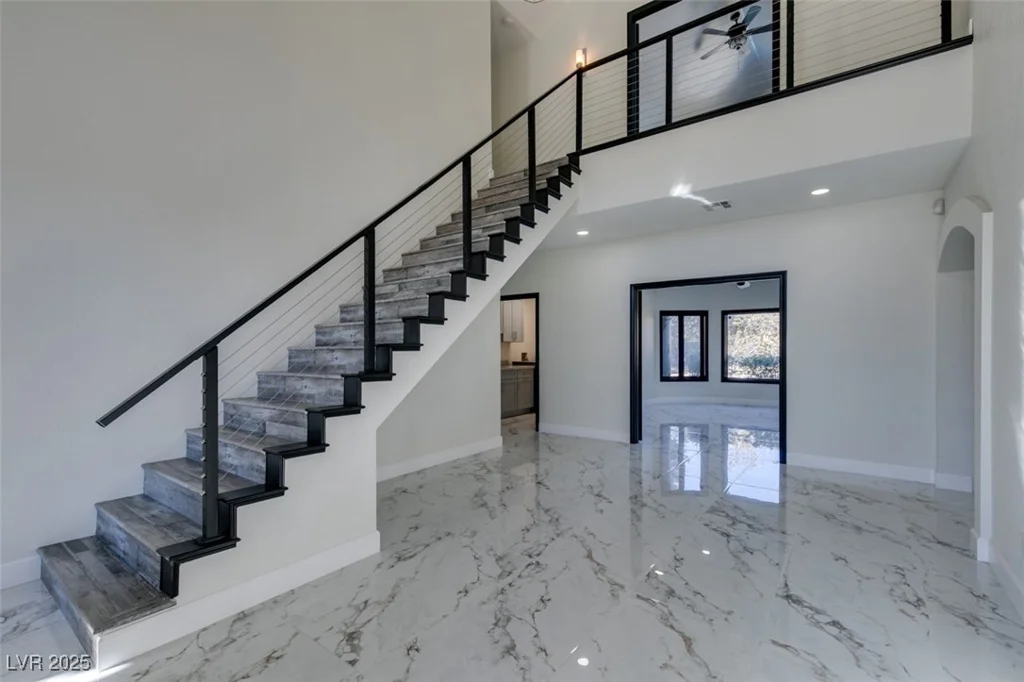 7040 OBANNON, Las Vegas, NV 89117