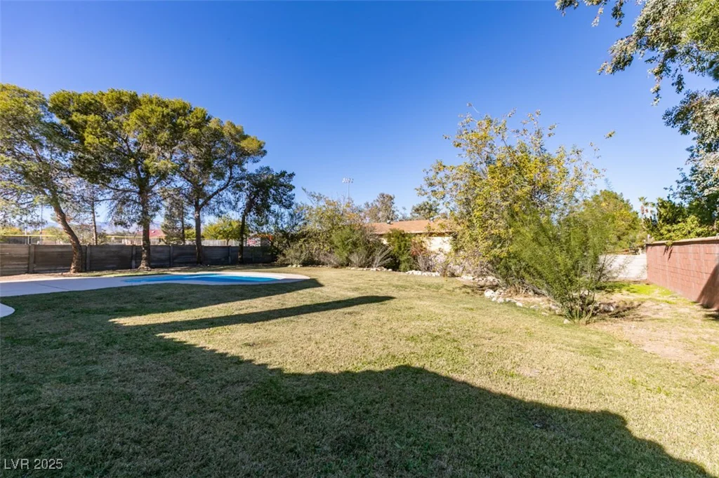 7040 OBANNON, Las Vegas, NV 89117