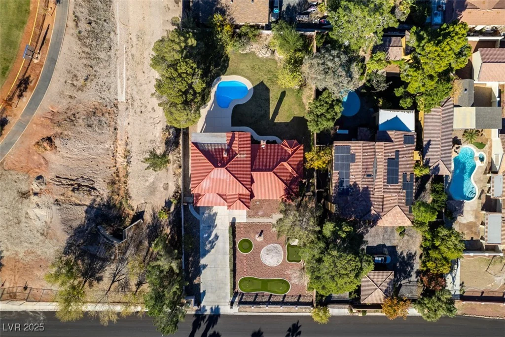 7040 OBANNON, Las Vegas, NV 89117