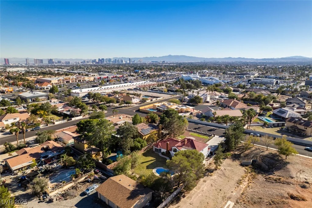 7040 OBANNON, Las Vegas, NV 89117