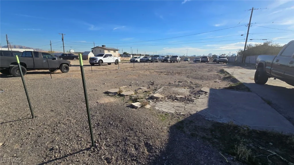 Brooks Ave, North Las Vegas, NV 89030