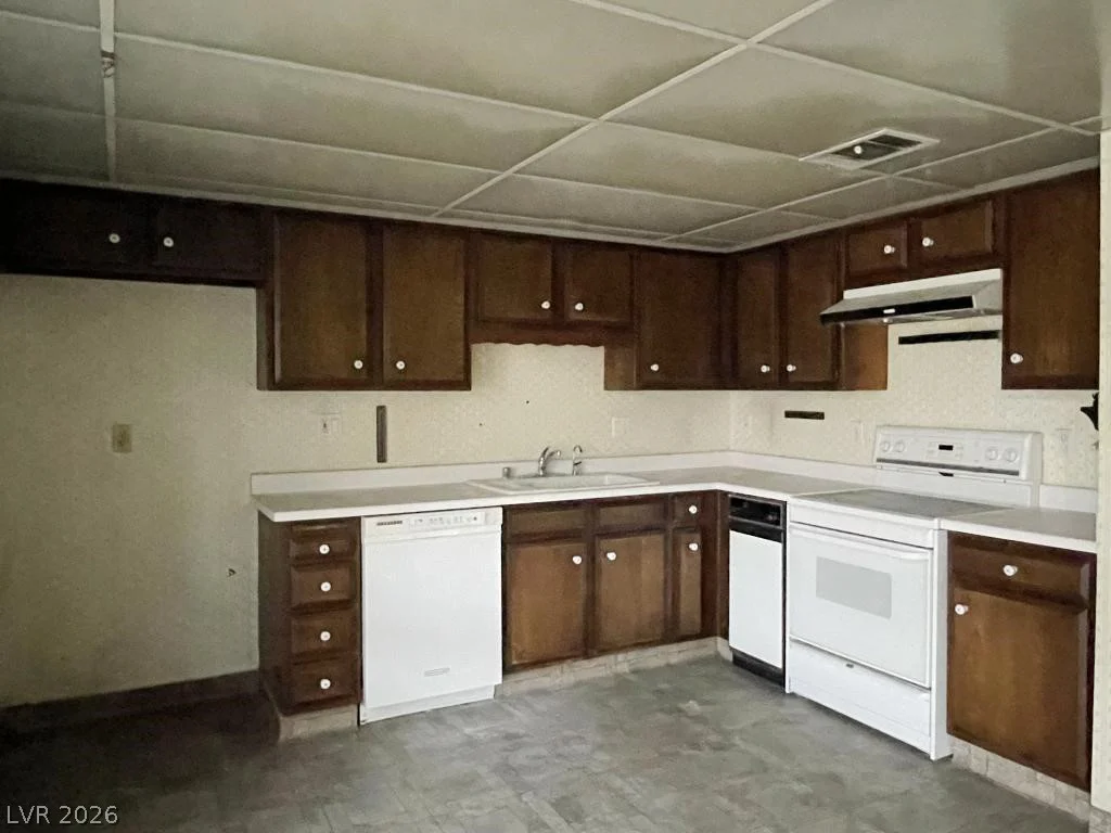 636 Brookway, Las Vegas, NV 89169