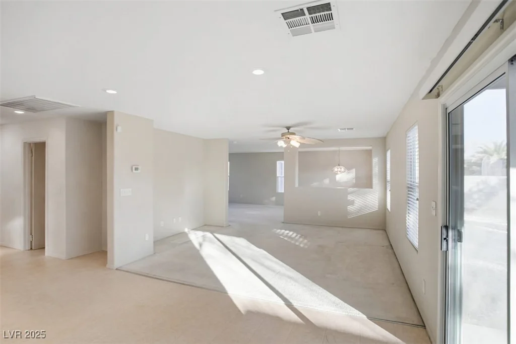 5877 Capsicum, Las Vegas, NV 89118