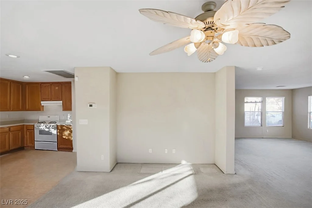 5877 Capsicum, Las Vegas, NV 89118