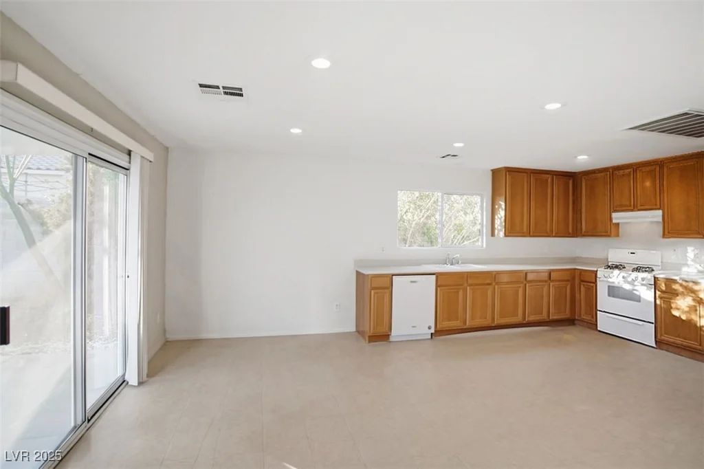 5877 Capsicum, Las Vegas, NV 89118