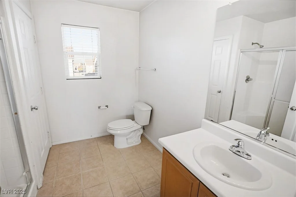 5877 Capsicum, Las Vegas, NV 89118