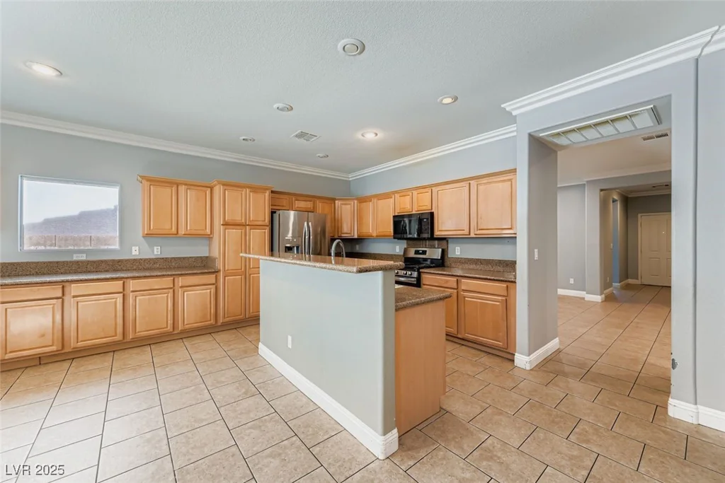 6016 Star Point, North Las Vegas, NV 89081