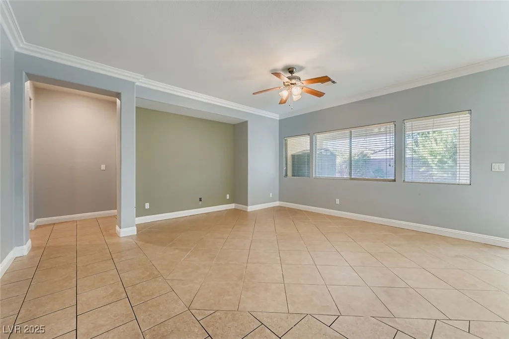6016 Star Point, North Las Vegas, NV 89081