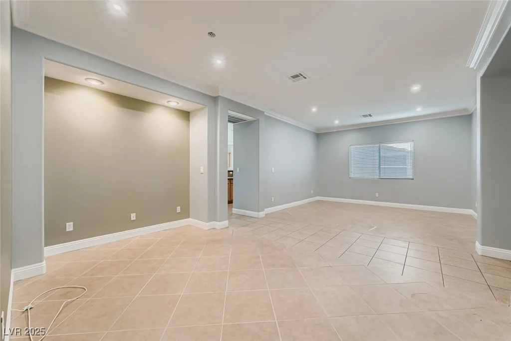 6016 Star Point, North Las Vegas, NV 89081