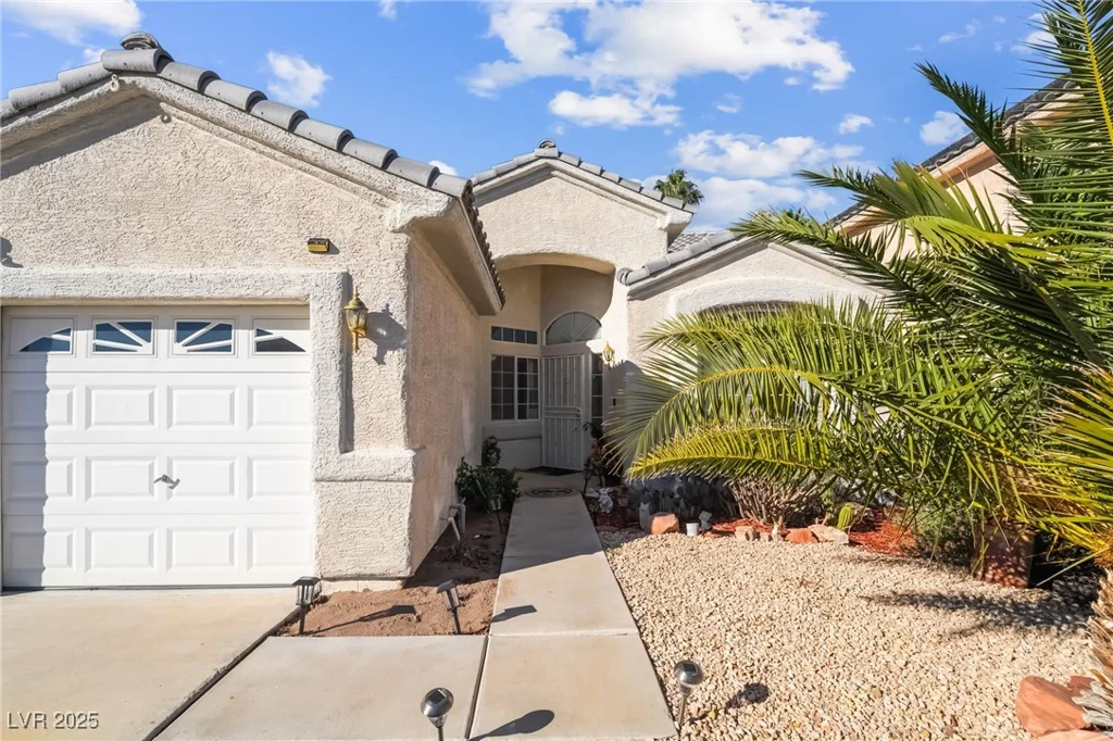7483 Forestdale, Las Vegas, NV 89120