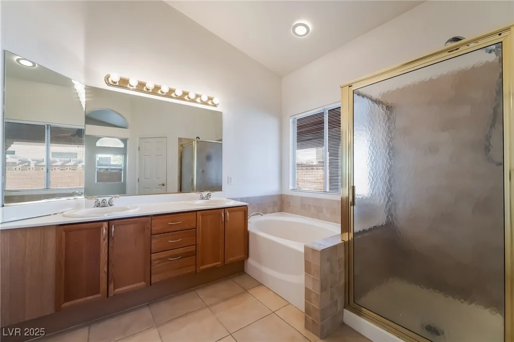 7483 Forestdale, Las Vegas, NV 89120