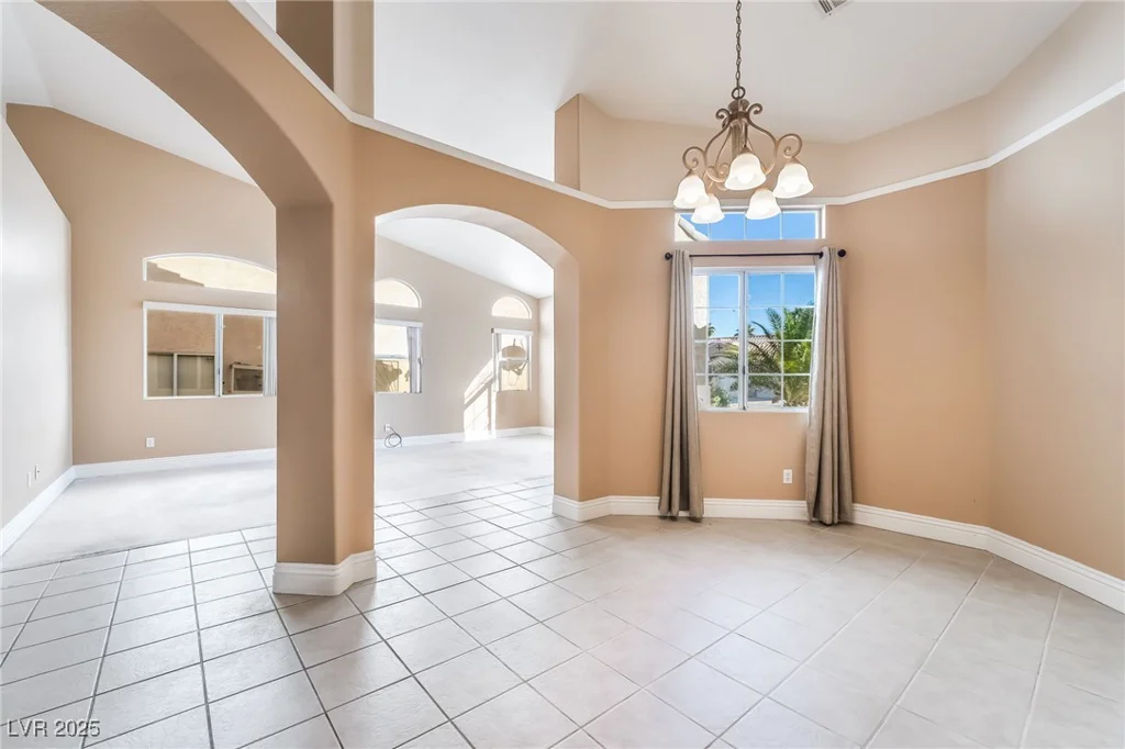7483 Forestdale, Las Vegas, NV 89120