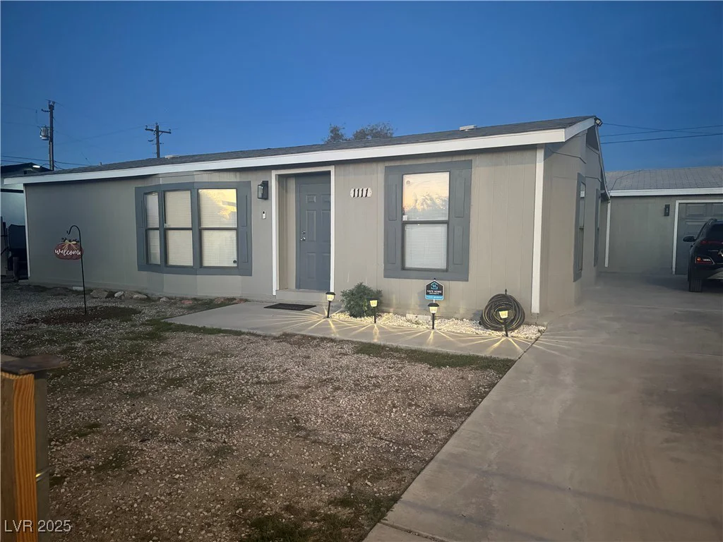 1111 Comstock, Pahrump, NV 89048